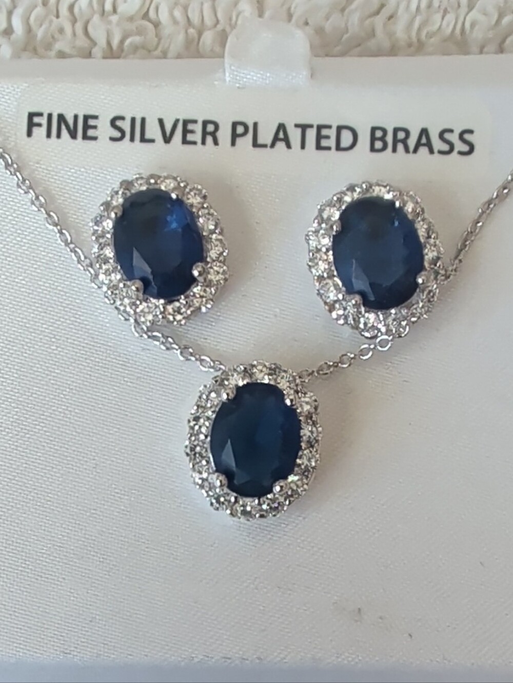 Silver-Plated Blue Oval Pendant & Earring Set